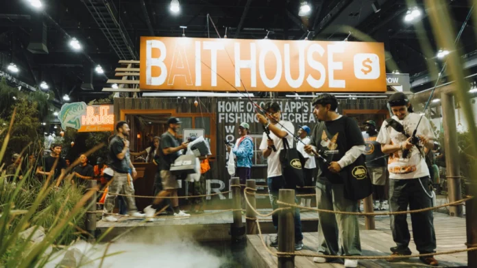 Jack Dorsey's Block Gives One Bitcoin to ComplexCon Attendee